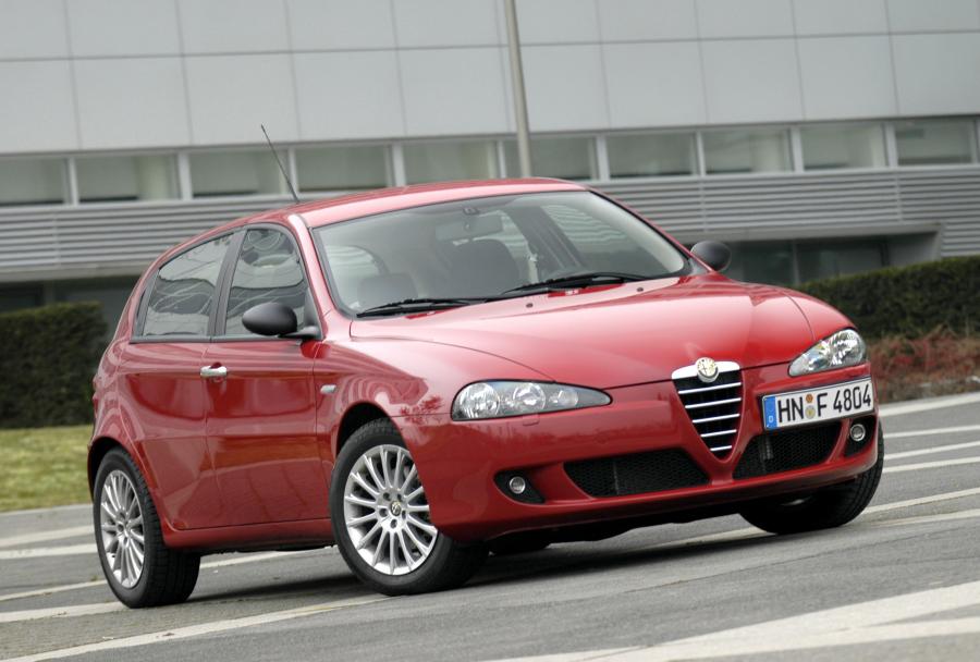  Alfa Romeo 147 5-Door (937B) 2004 года  (фото 10 из 19)